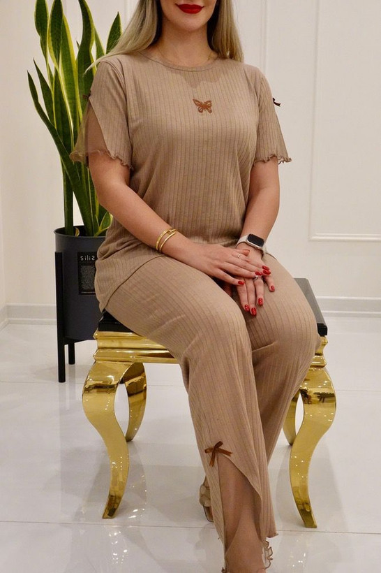 ست تیشرت شلوار تور دار گلدوزی پروانه